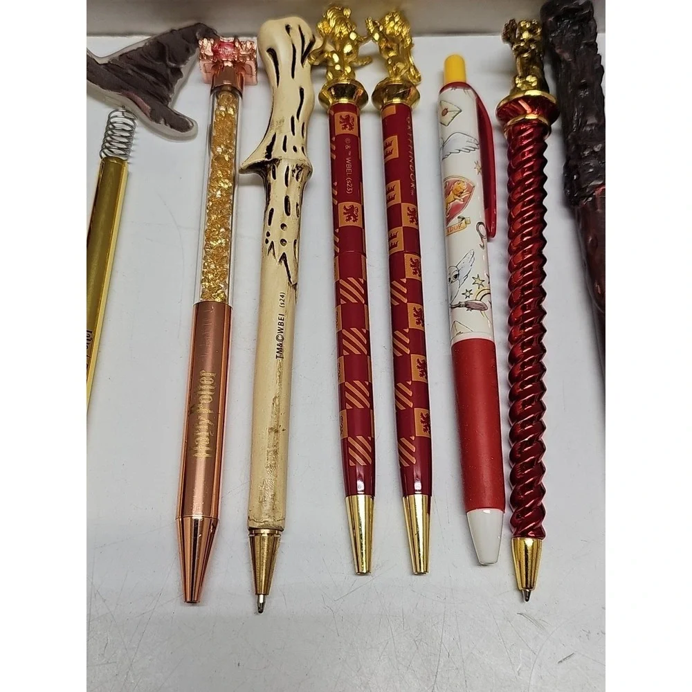 Lot of 19HARRY POTTER Pens/Pencils Wizarding World, Noble, Wands